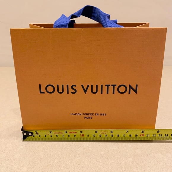 Authentic Louis Vuitton bag with Ribbon - Picture 6 of 11